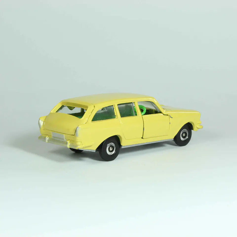 Lonestar Flyers Ford Zodiac Estate England — foto 3 de 4