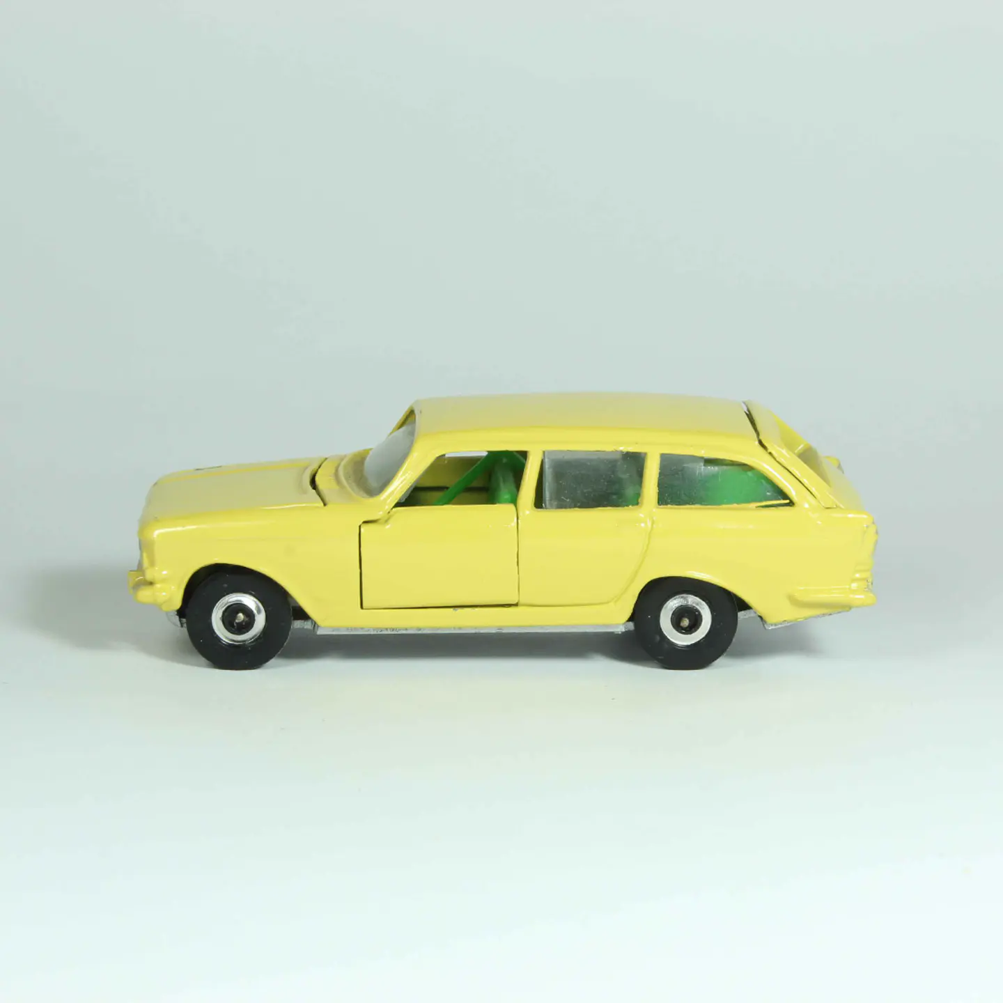 Lonestar Flyers Ford Zodiac Estate England — foto 2 de 4