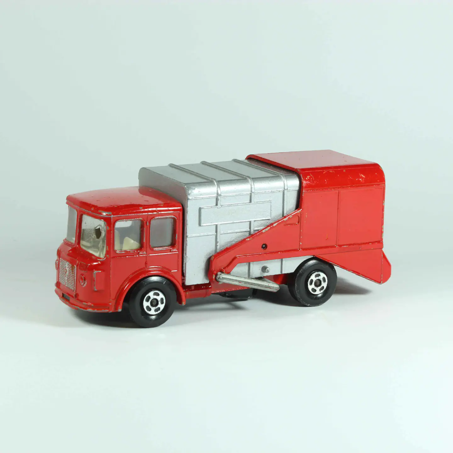 Matchbox Superkings K-7 Refuse Truck England — foto 1 de 5