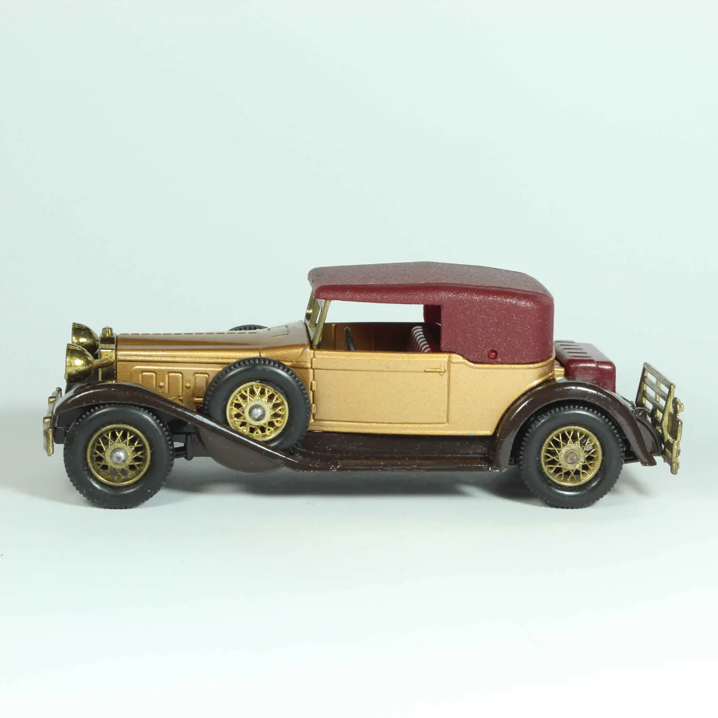 Matchbox Yesteryear Y-15 1930 Packard Victoria England — foto 2 de 4