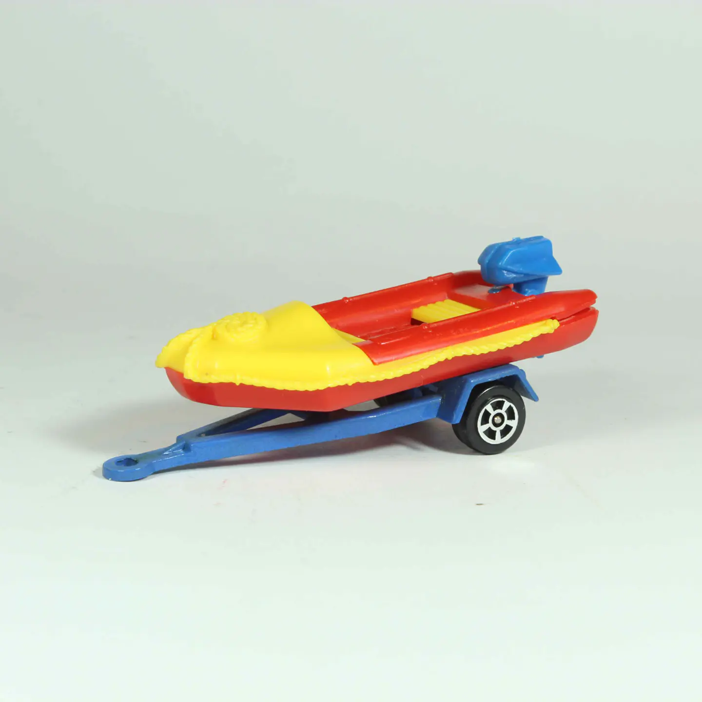 Corgi Juniors Zodiac & Trailer Gt. Britain — foto 1 de 4
