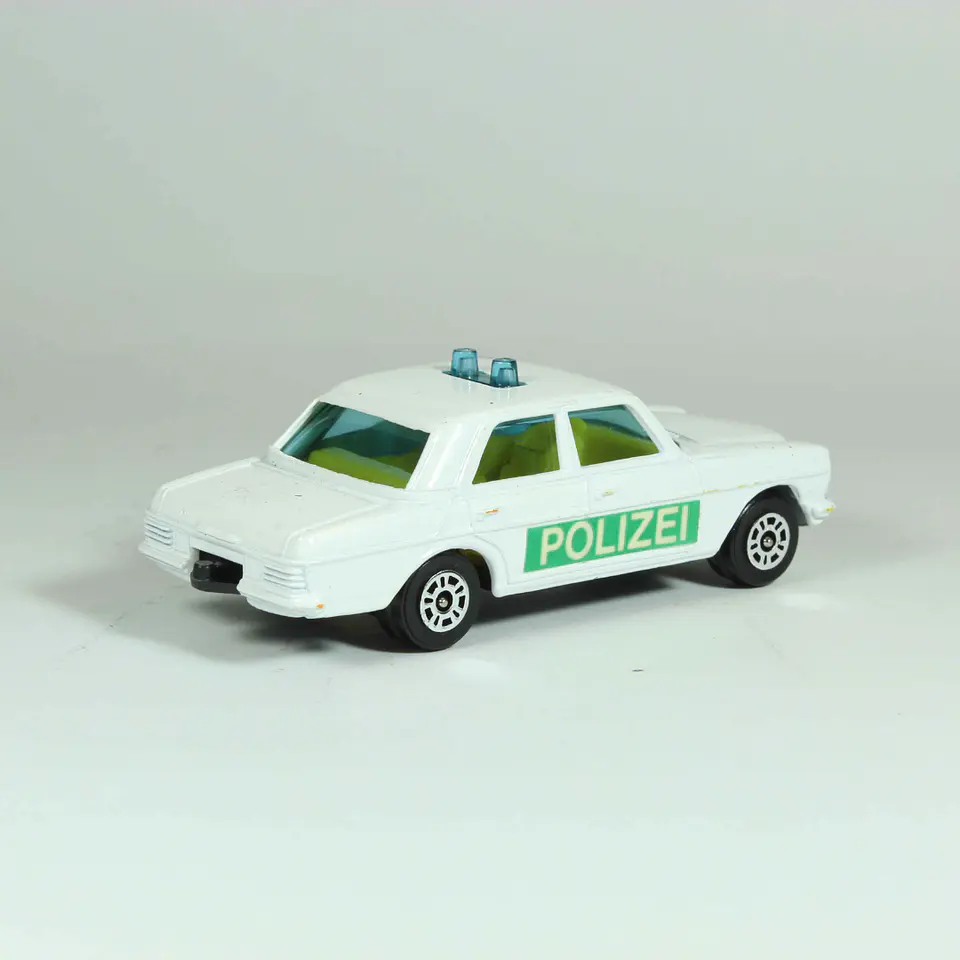 Corgi Juniors Mercedes Benz 240D Polizei Gt. Britain — foto 3 de 4