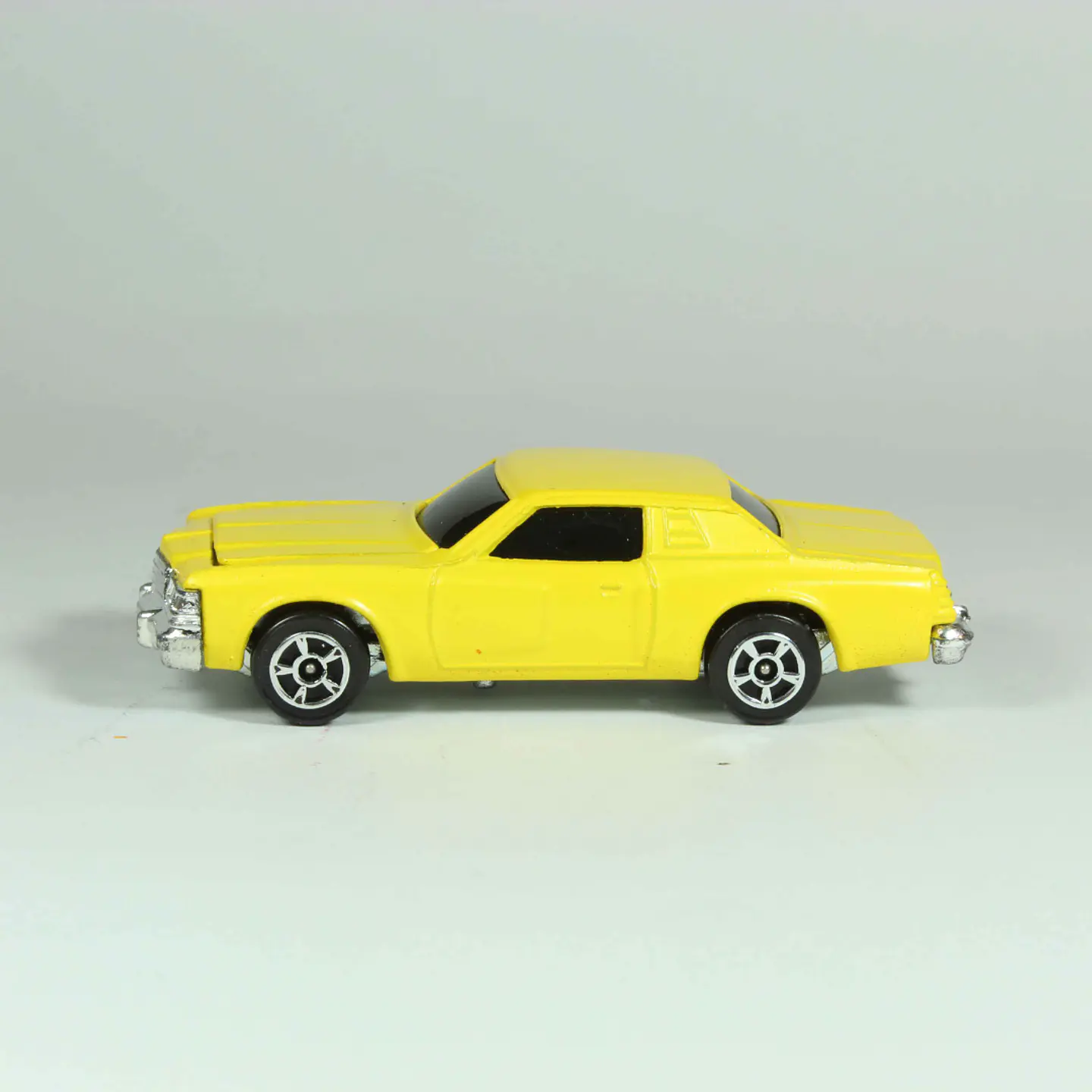 Corgi Dodge Magnum Gt. Britain — foto 2 de 4