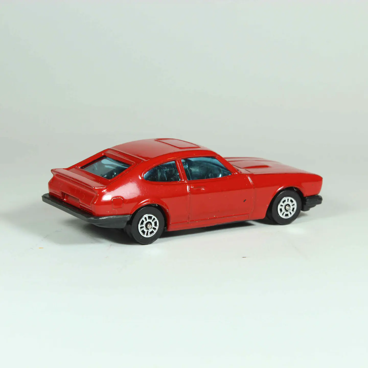 Corgi Ford Capri 3.0S Gt. Britain — foto 3 de 4