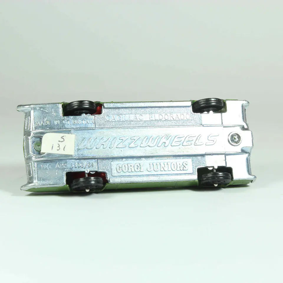 Corgi Juniors Cadillac Eldorado Gt. Britain — foto 4 de 4
