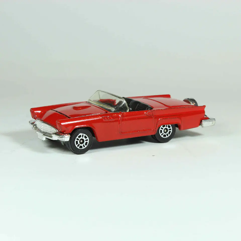 Corgi Ford Thunderbird Gt. Britain — foto 1 de 4