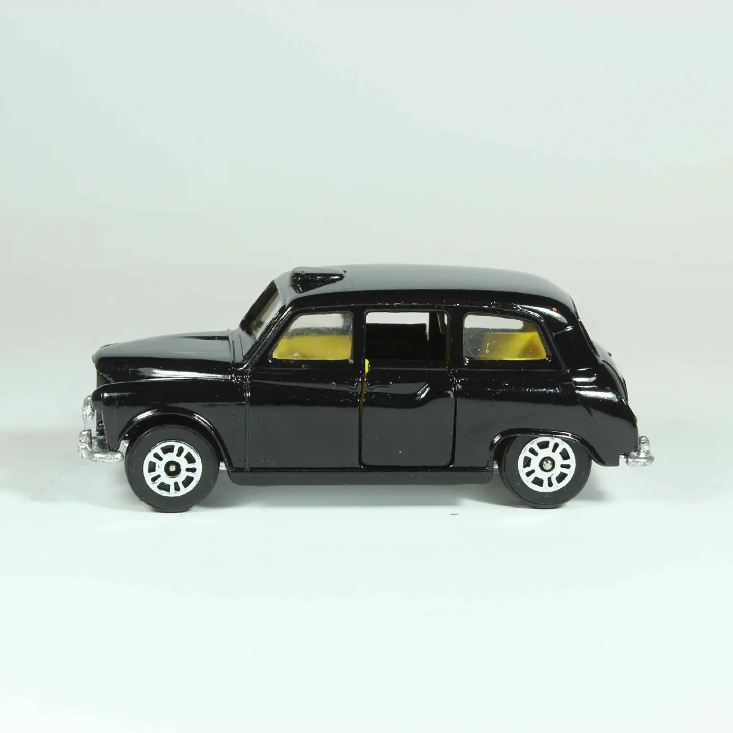 Corgi Austin FX4 London Taxi Gt. Britain — foto 2 de 5