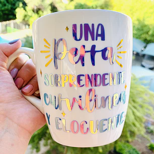 Una perra sorprendente curvilínea y elocuente