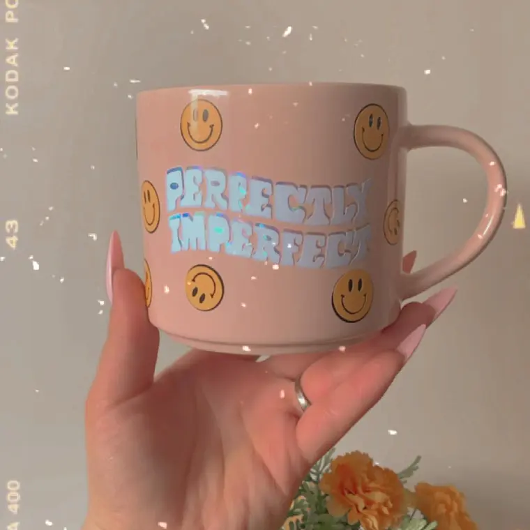 Perfectly Imperfect - Smile pink  1