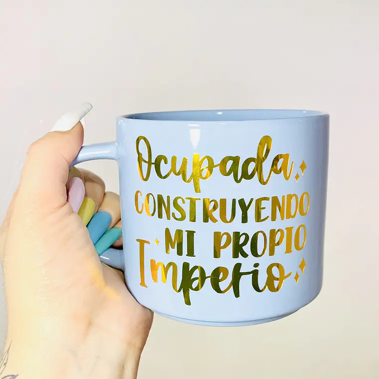 Ocupada, construyendo mi propio imperio 3