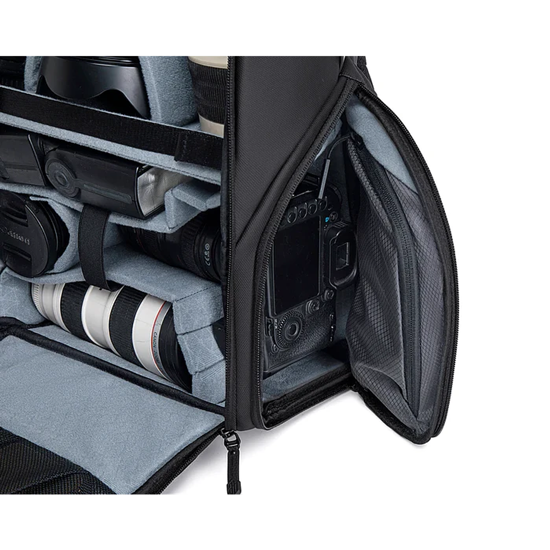 Arctic Hunter B00575 12