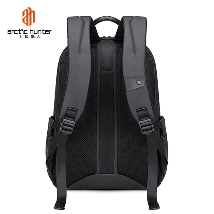 Arctic Hunter B00536 3