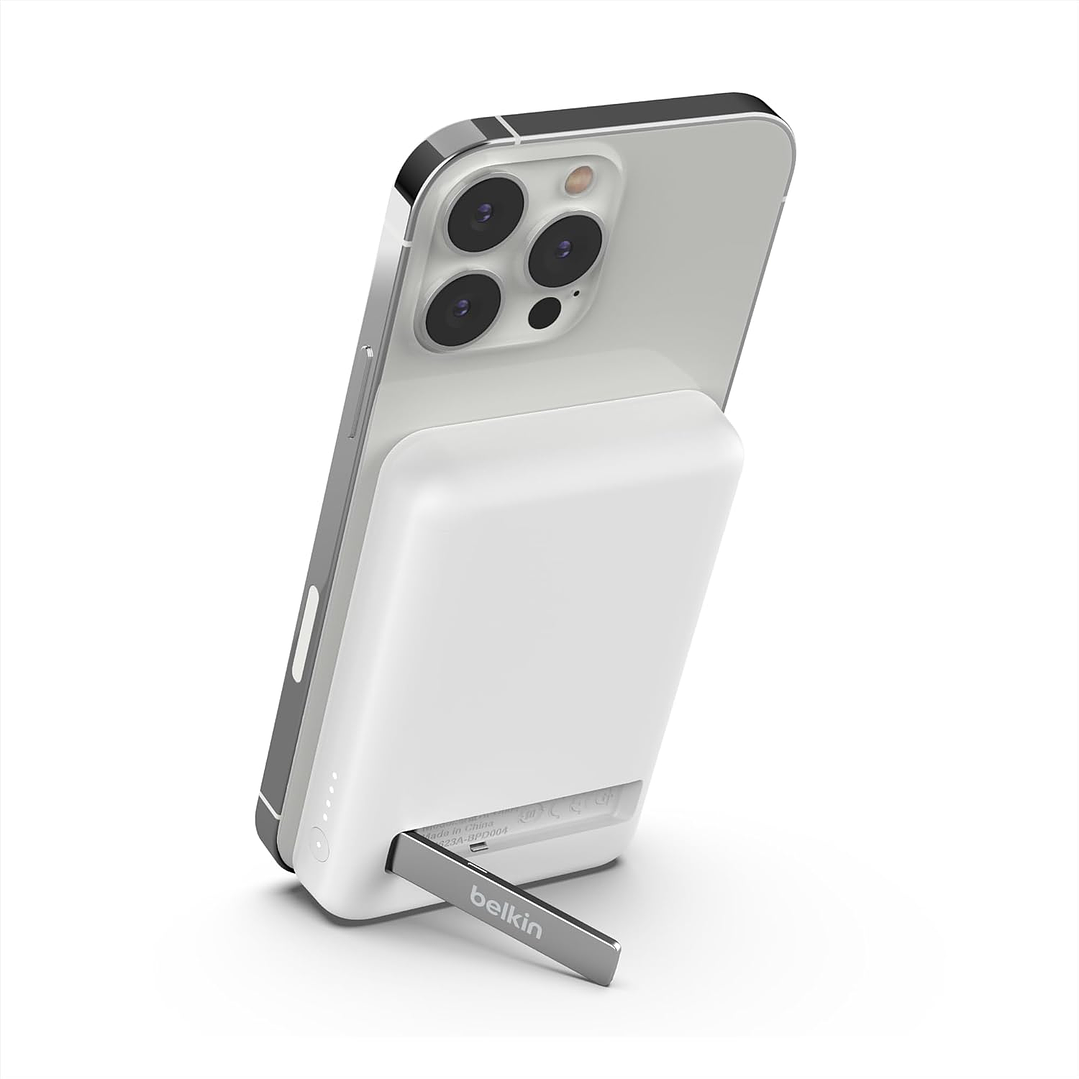 Belkin BoostCharge Magnetic Wireless Powerbank 5K  1
