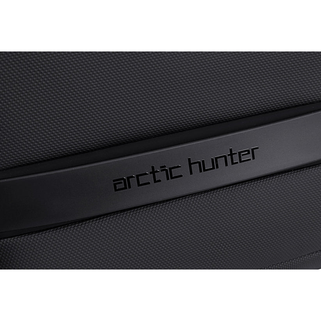 Arctic Hunter B00559 11