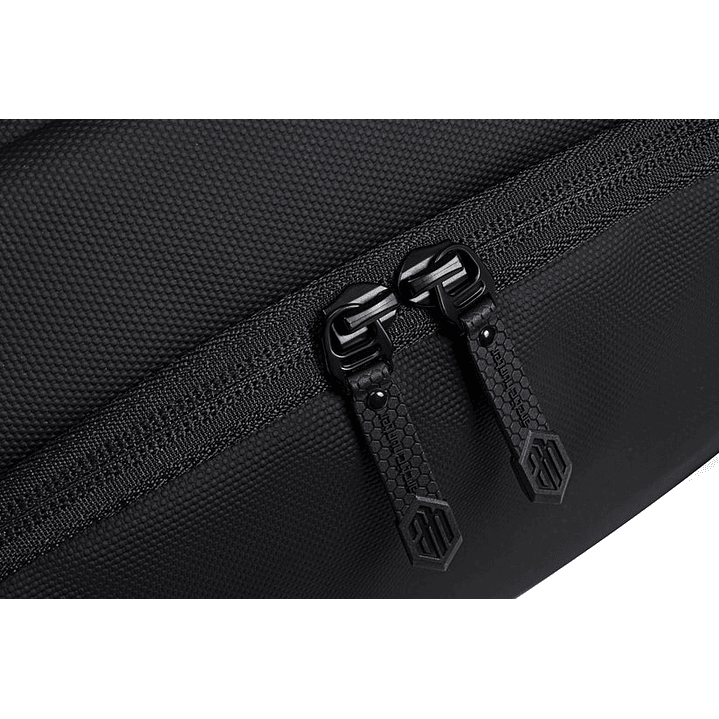 Arctic Hunter B00559 16