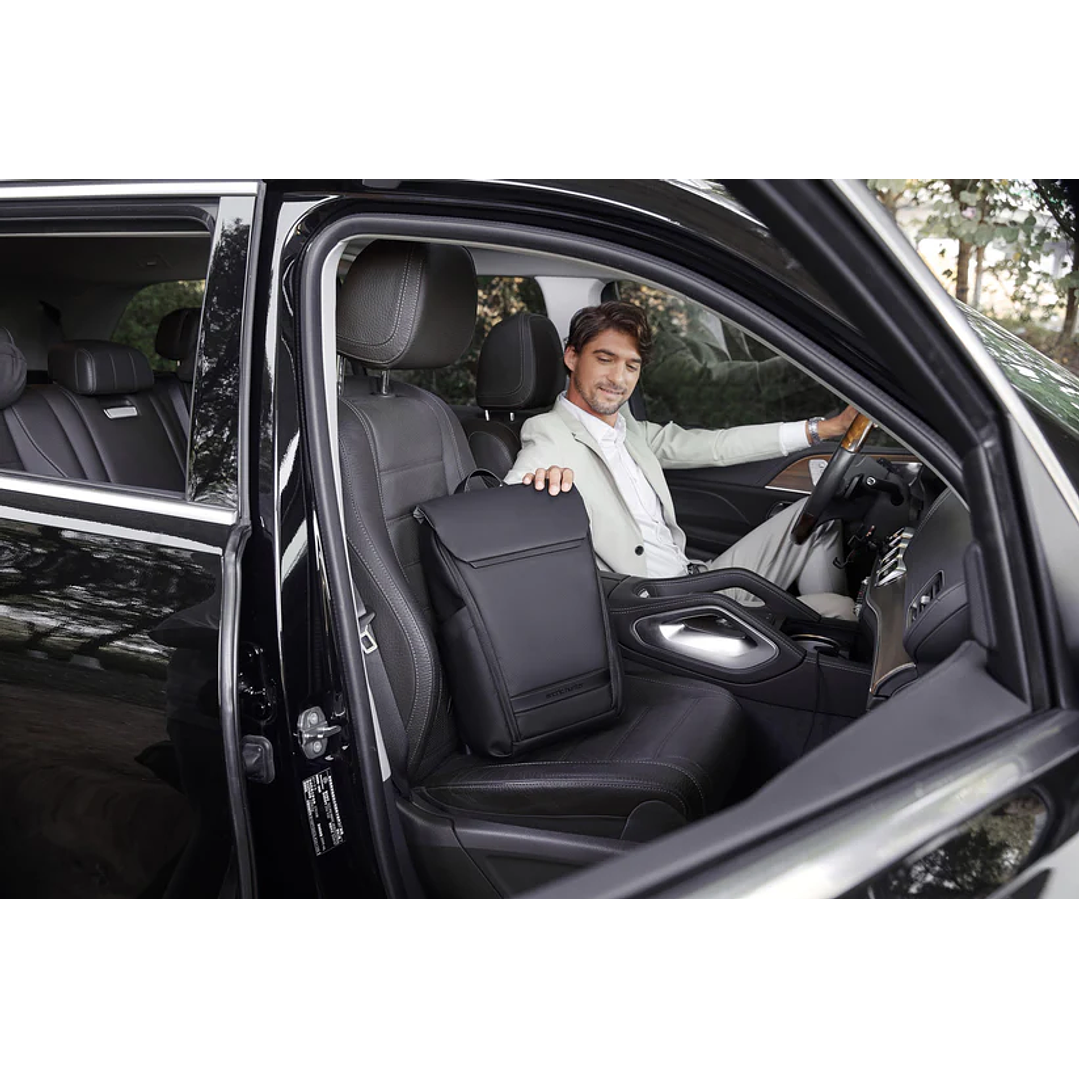 Arctic Hunter B00559 20