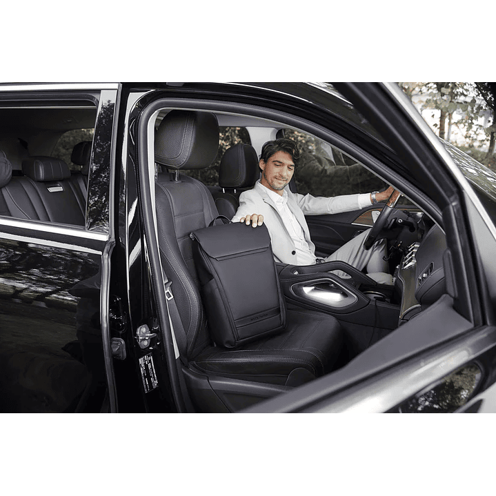 Arctic Hunter B00559 20