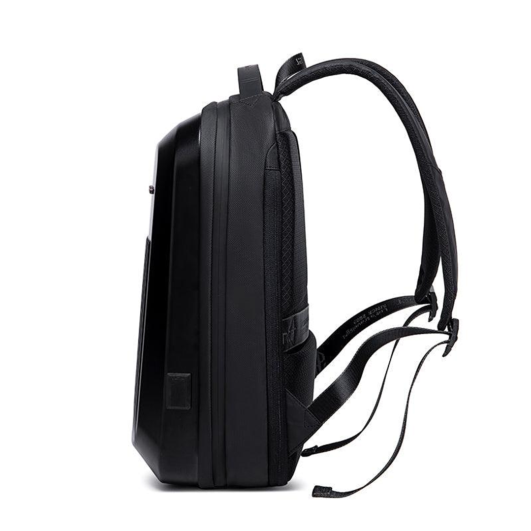 Arctic Hunter B00487 3