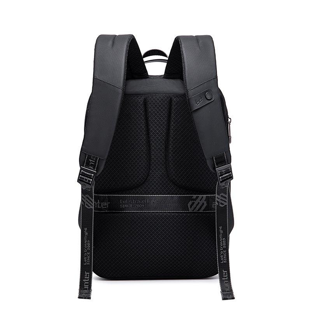 Arctic Hunter B00487 4