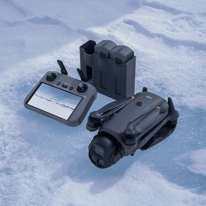 DJI Mavic 4 Pro Fly More Combo 7