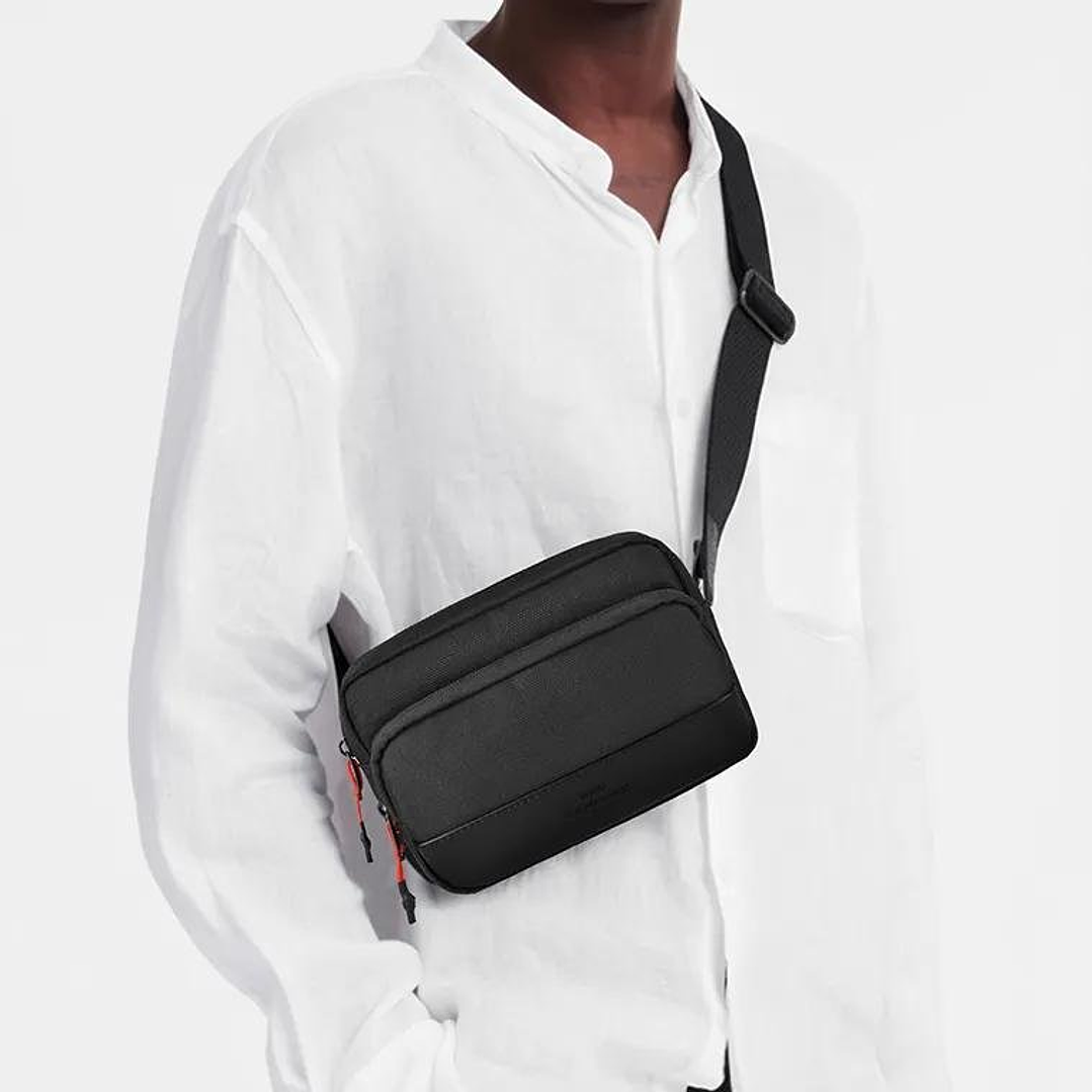 WIWU Essen 2-in-1 Crossbody Waist Bag 5