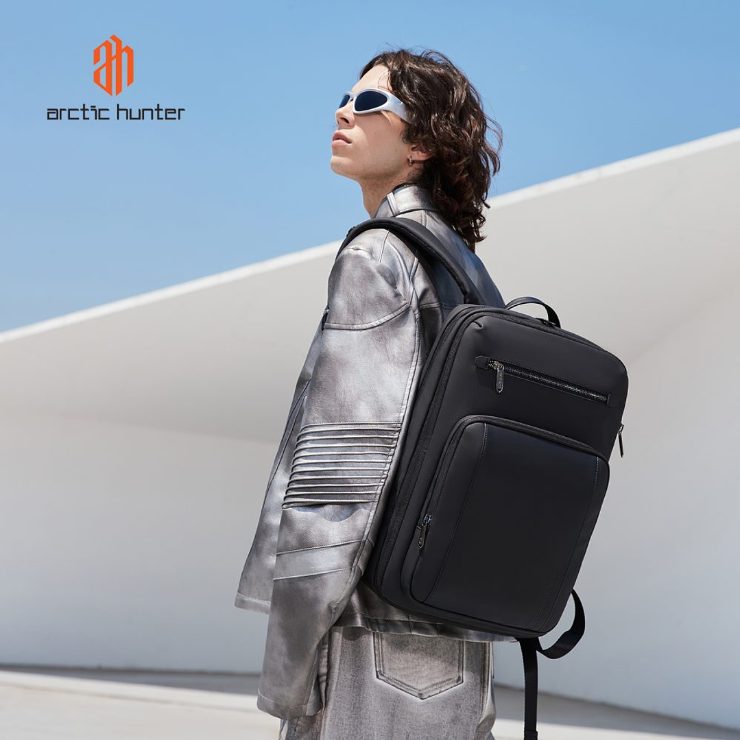 Arctic Hunter B00877 2