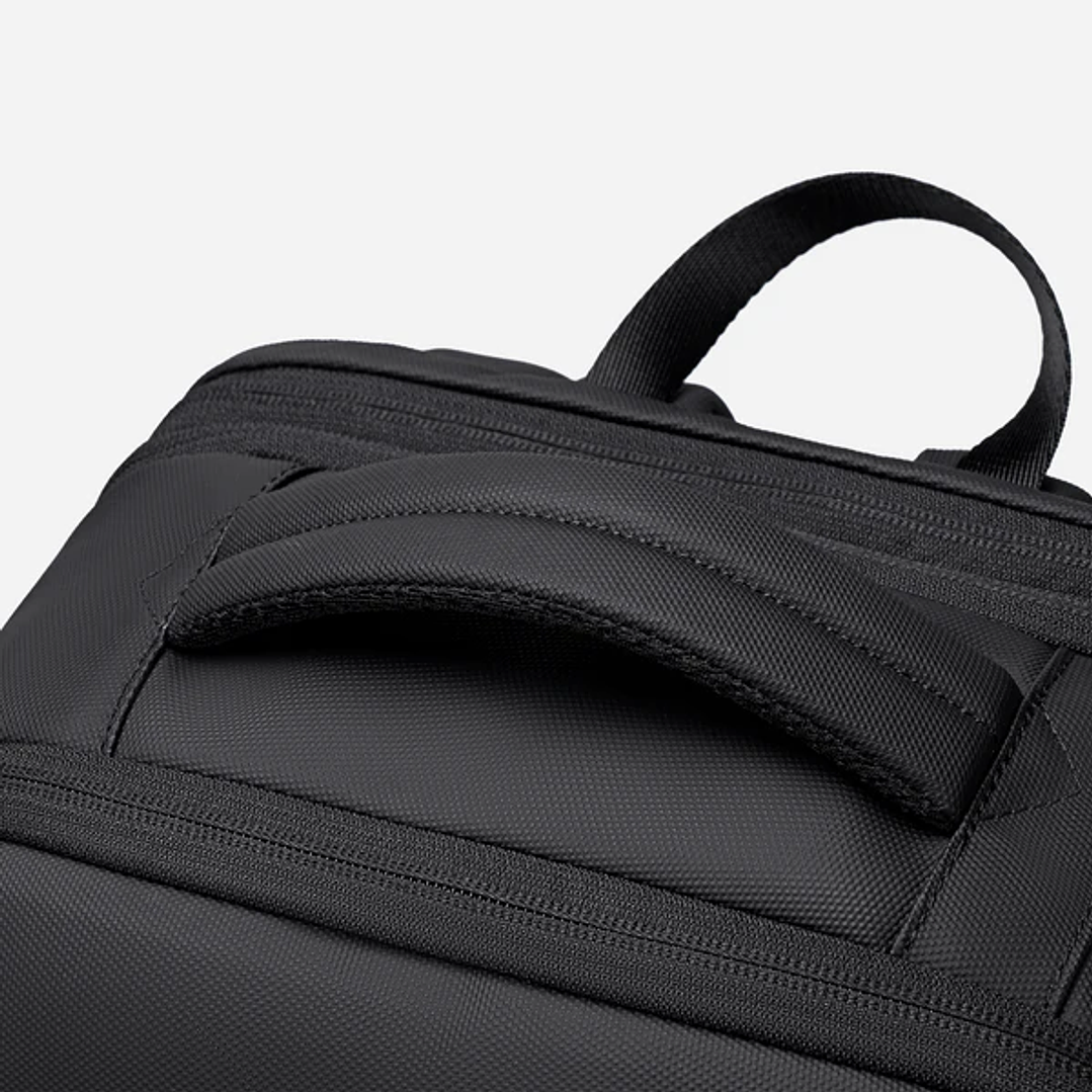 Arctic Hunter B00865 16