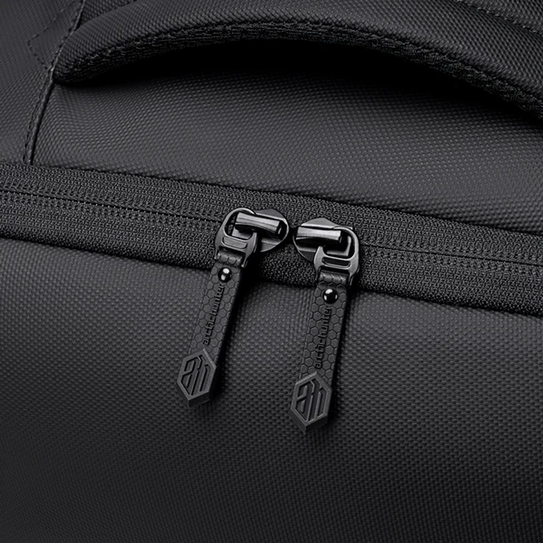 Arctic Hunter B00865 19