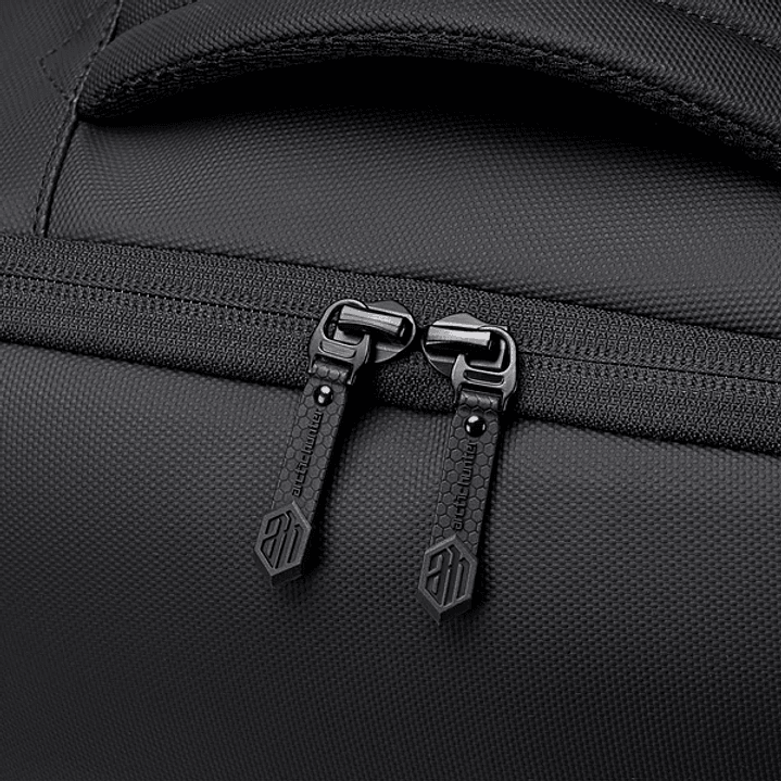 Arctic Hunter B00865 19