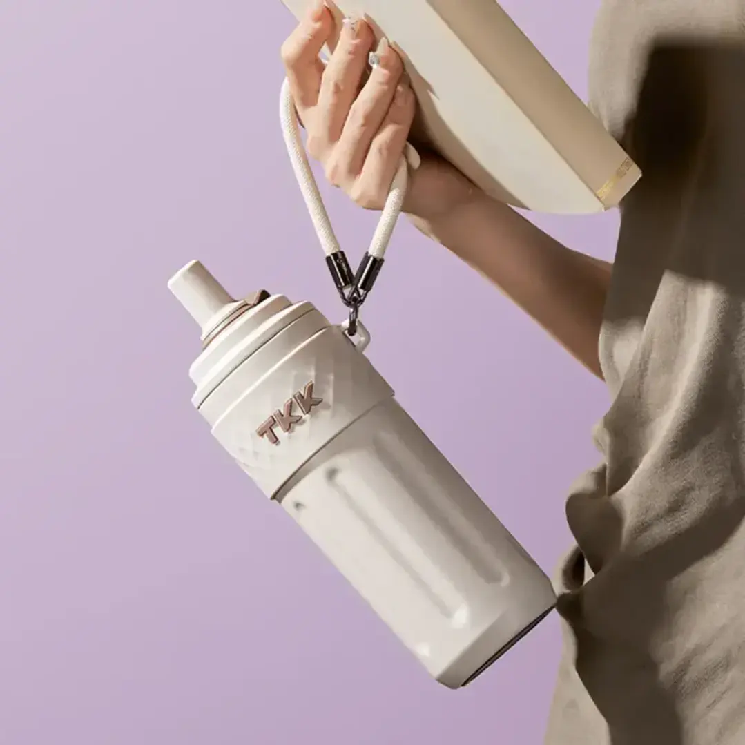 Copo de viagem de 500ml forro de cerâmica com tampa de palha TKK-2035  2