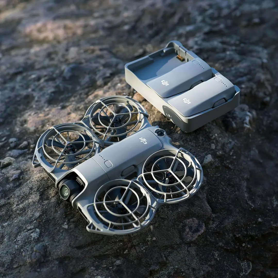 DJI Neo 2 Fly More Combo (somente drone) 9