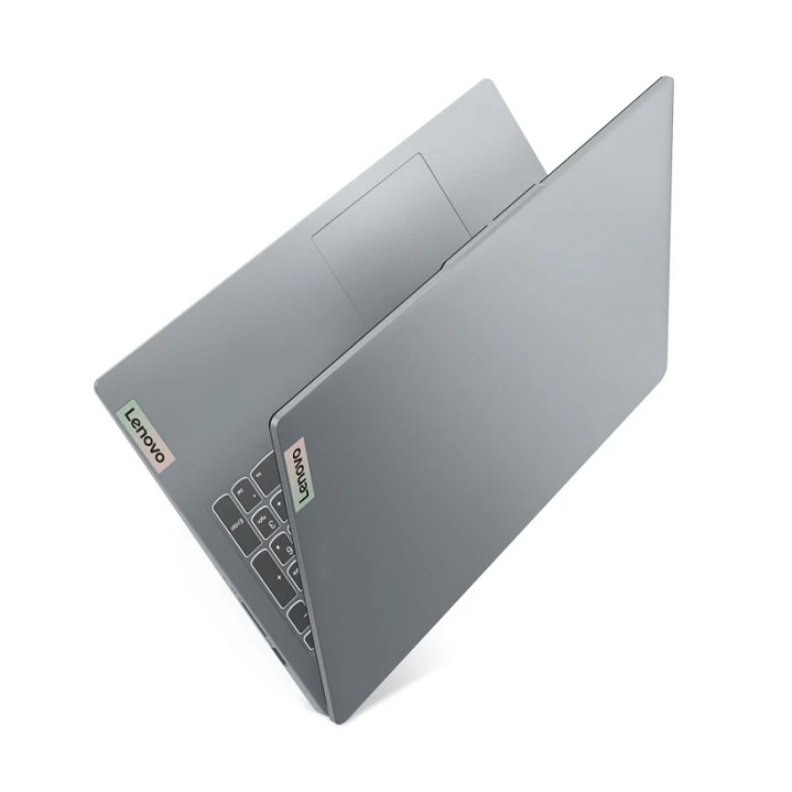 Lenovo IdeaPad Slim 3 Core i7 8GB/512GB SSD Windows 11 Pro 1
