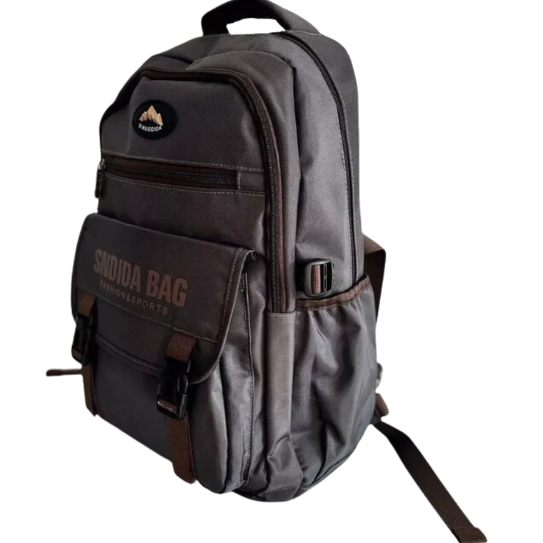 Mochila Trekking + Compartimiento Notebook  6