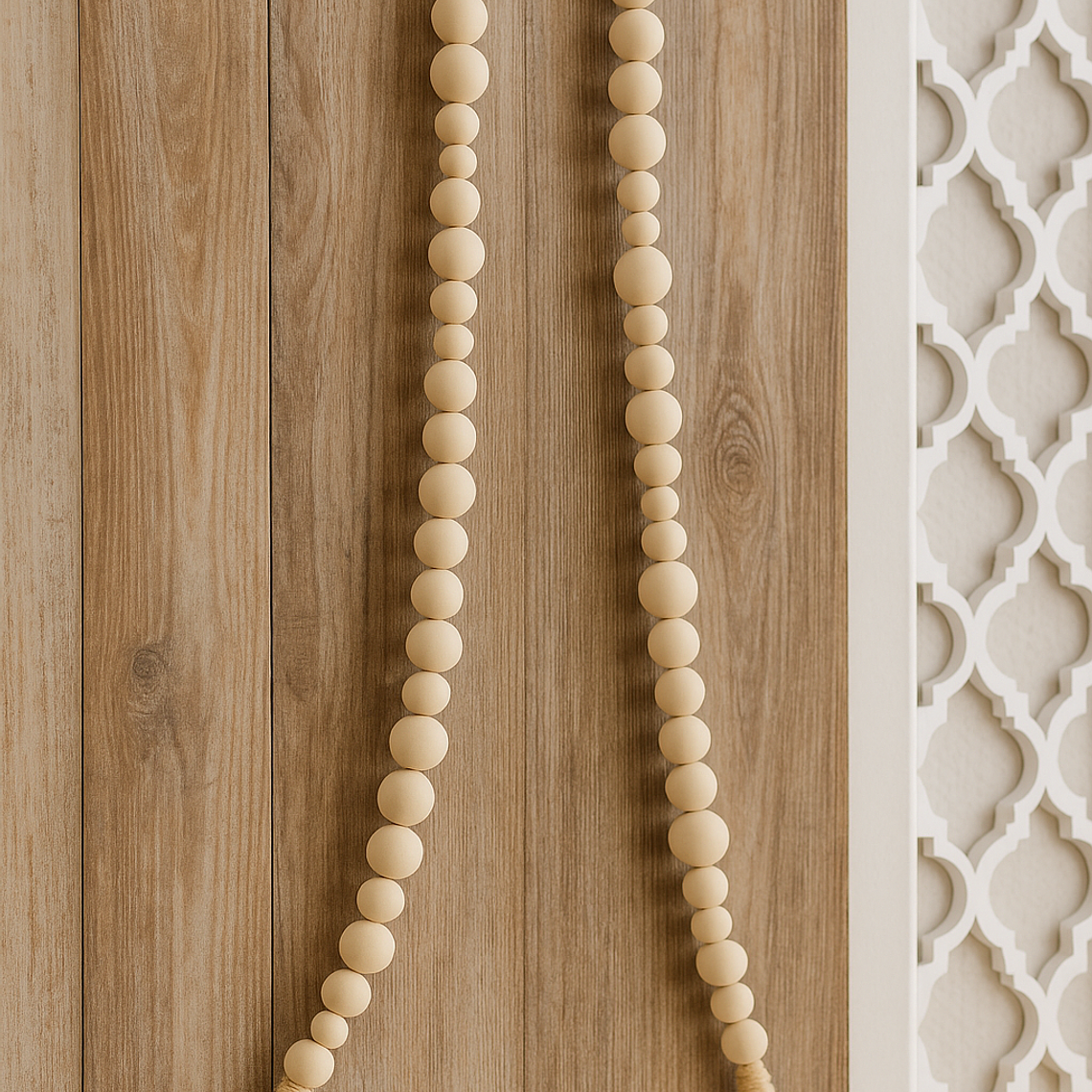 Adornos Cuetas Maderas con Flecos Full Blanco - 135cm 1