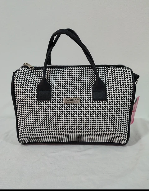 Cartera blanca con negro 