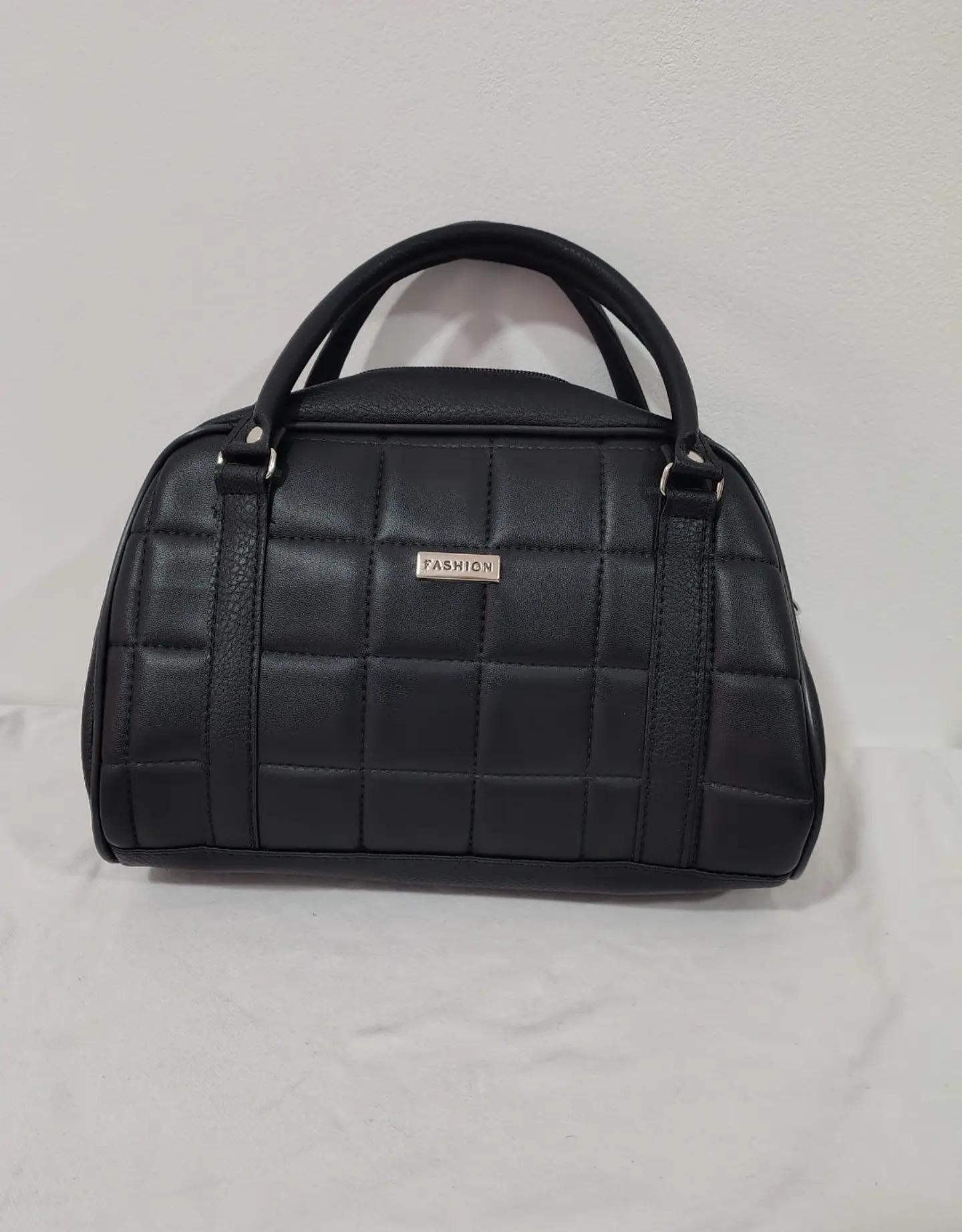 Cartera negra  1