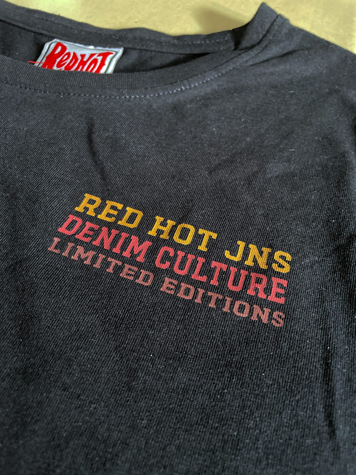 Camiseta Red Hot JNS (L) 3