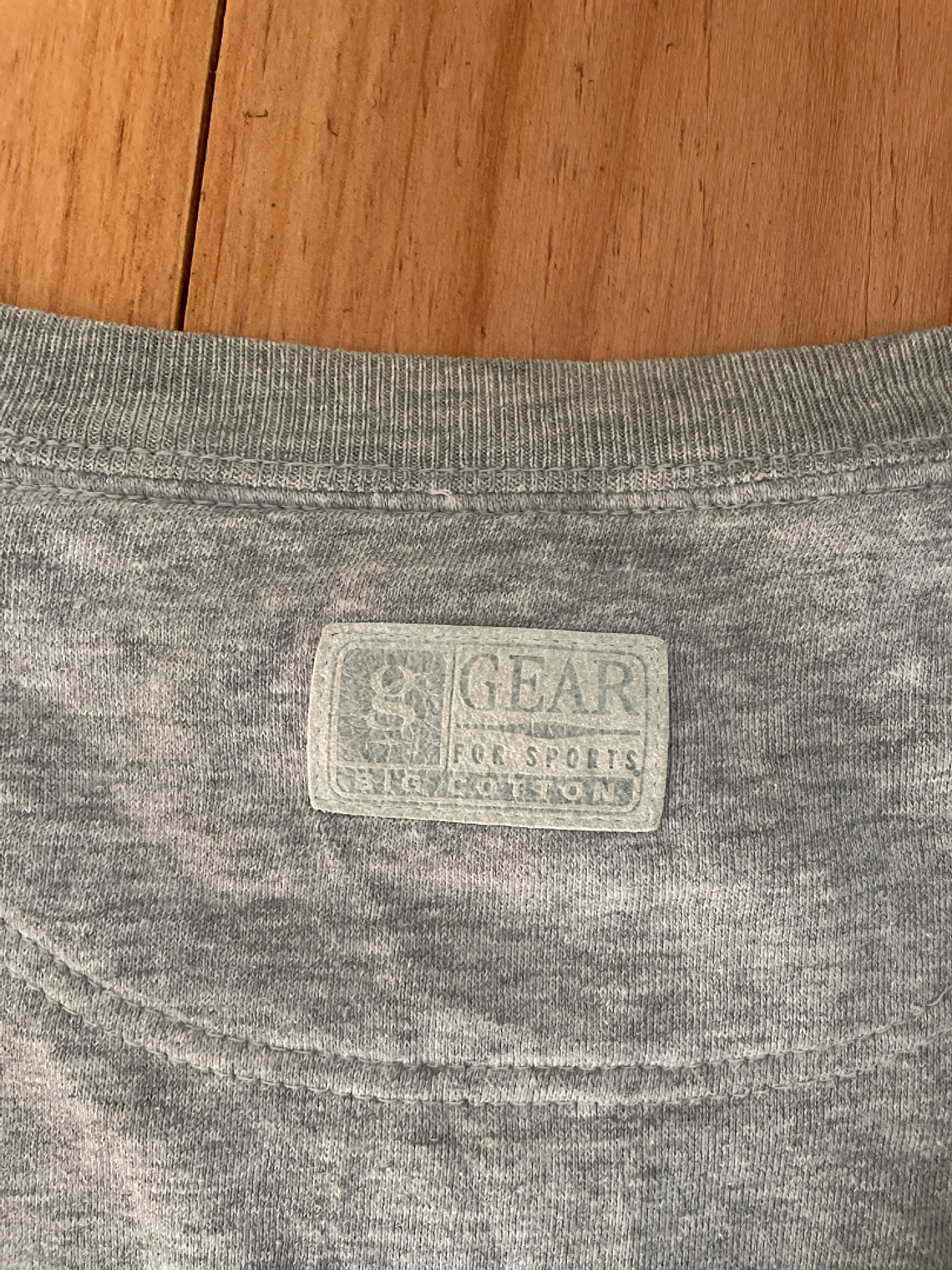 UST ST Thomas Sudadera Gris (M) 4