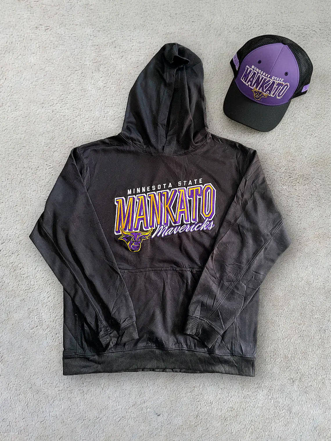 Mankato Mavericks Hoodie (M) 1