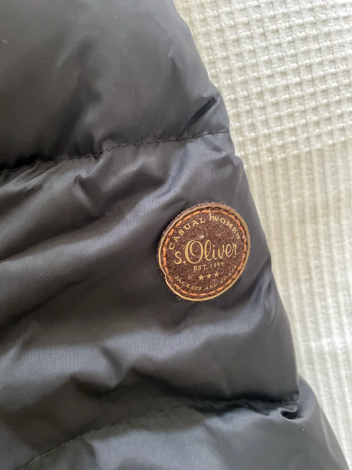 Chaqueta Plumas Negra S. Oliver Talla 40 Abrigo Invierno Capucha Pelo 9