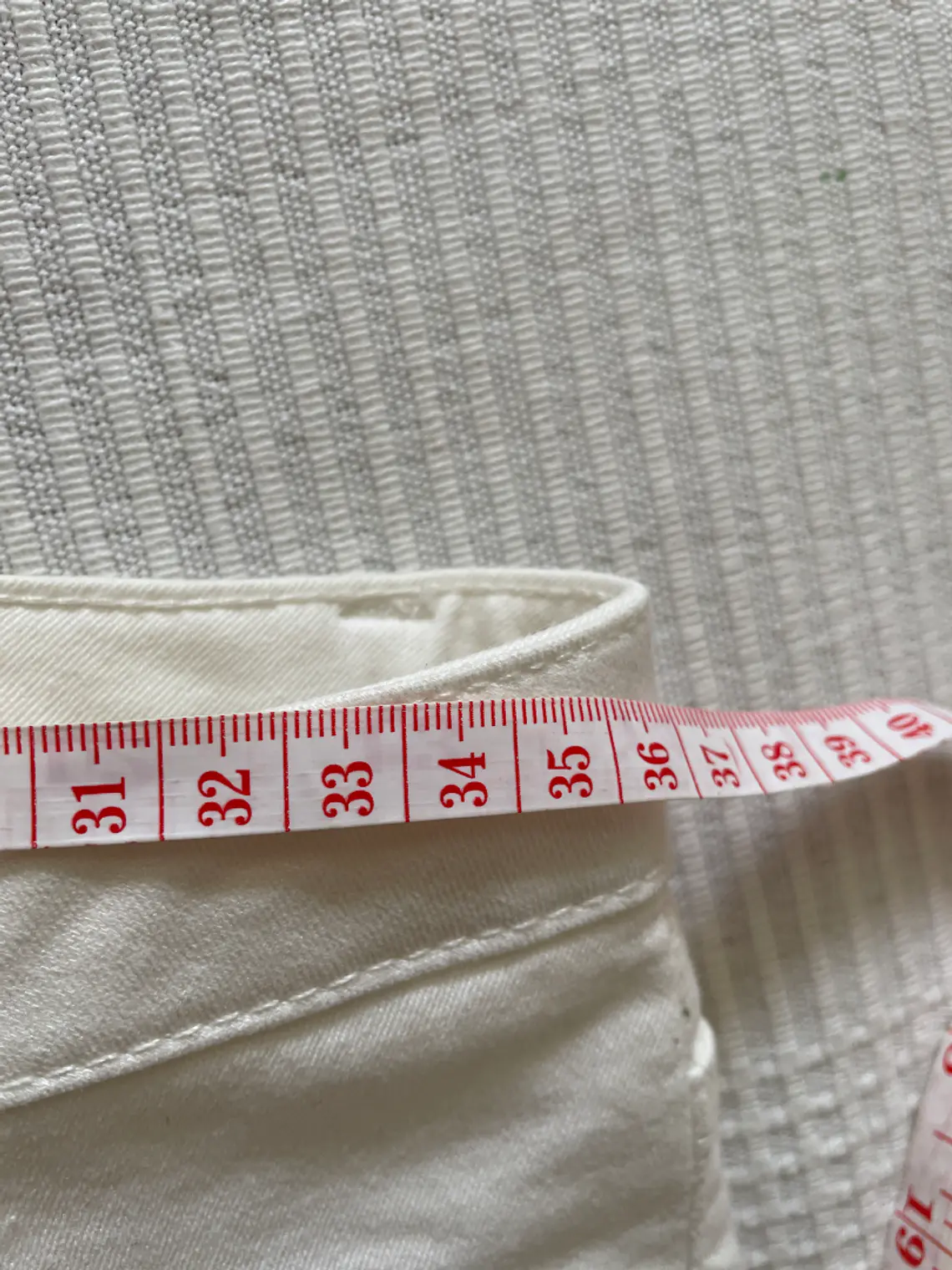 Pantalón Blanco Zara Talla 38 Slim Cremalleras Detalles Rodilla 5