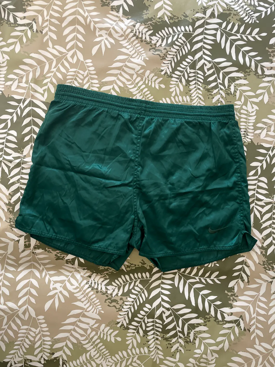 Short Nike M Verde Logo Bordado Vintage 90s Shiny Boxer Style 1
