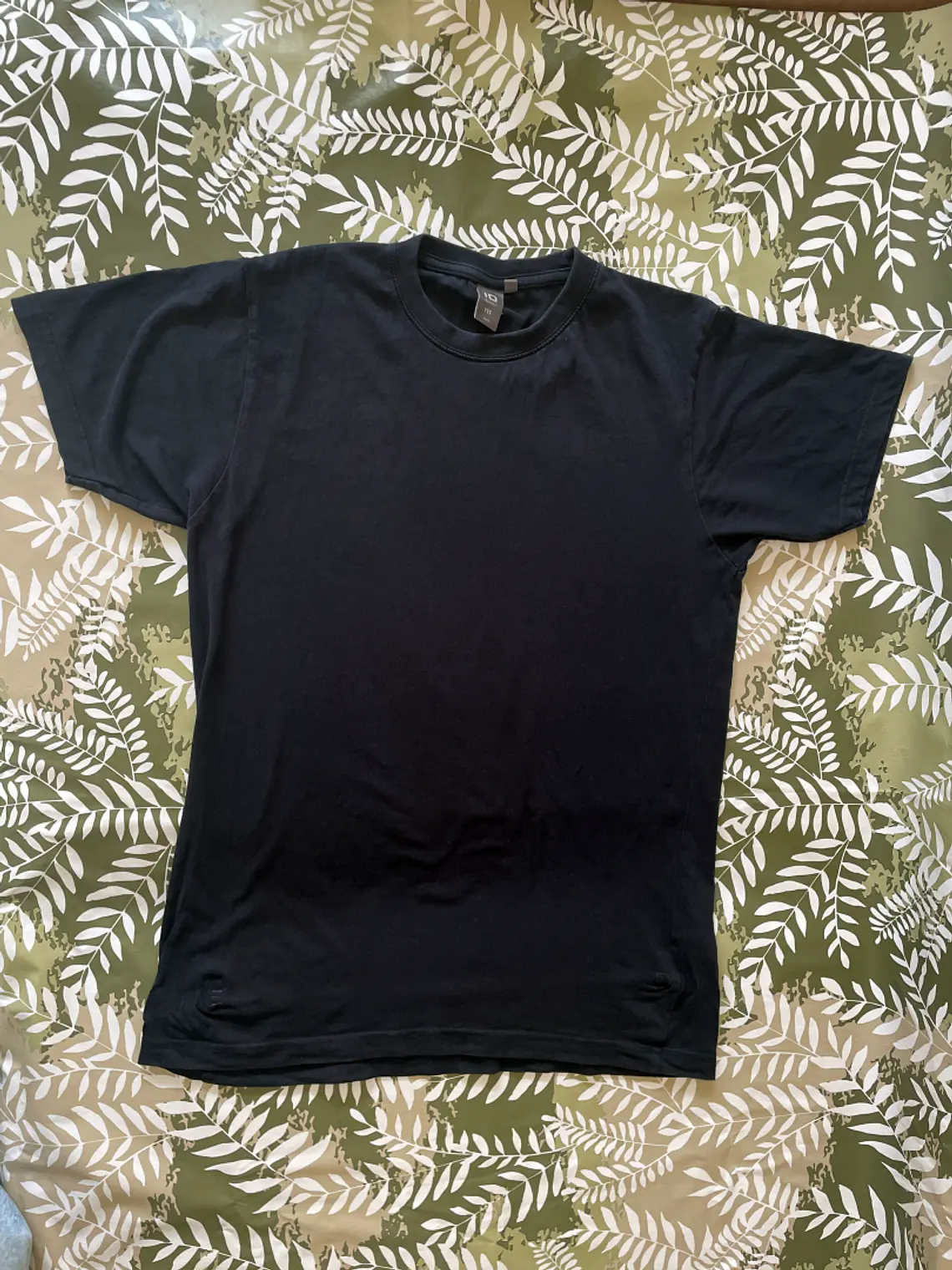 Camiseta Negra ID L Heavy Cotton 100% Algodón Básica Pesada 1