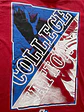 Camiseta Roja M Outfitters Nation College Style Graphic Tee - Miniatura 6