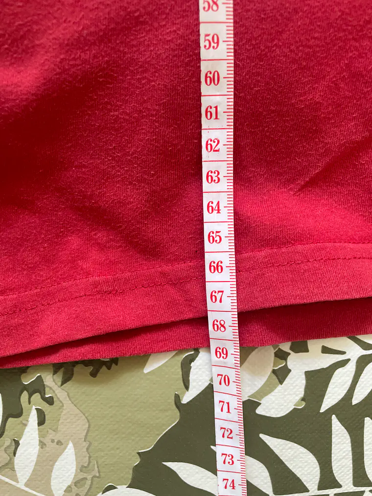 Camiseta Roja M Outfitters Nation College Style Graphic Tee 7