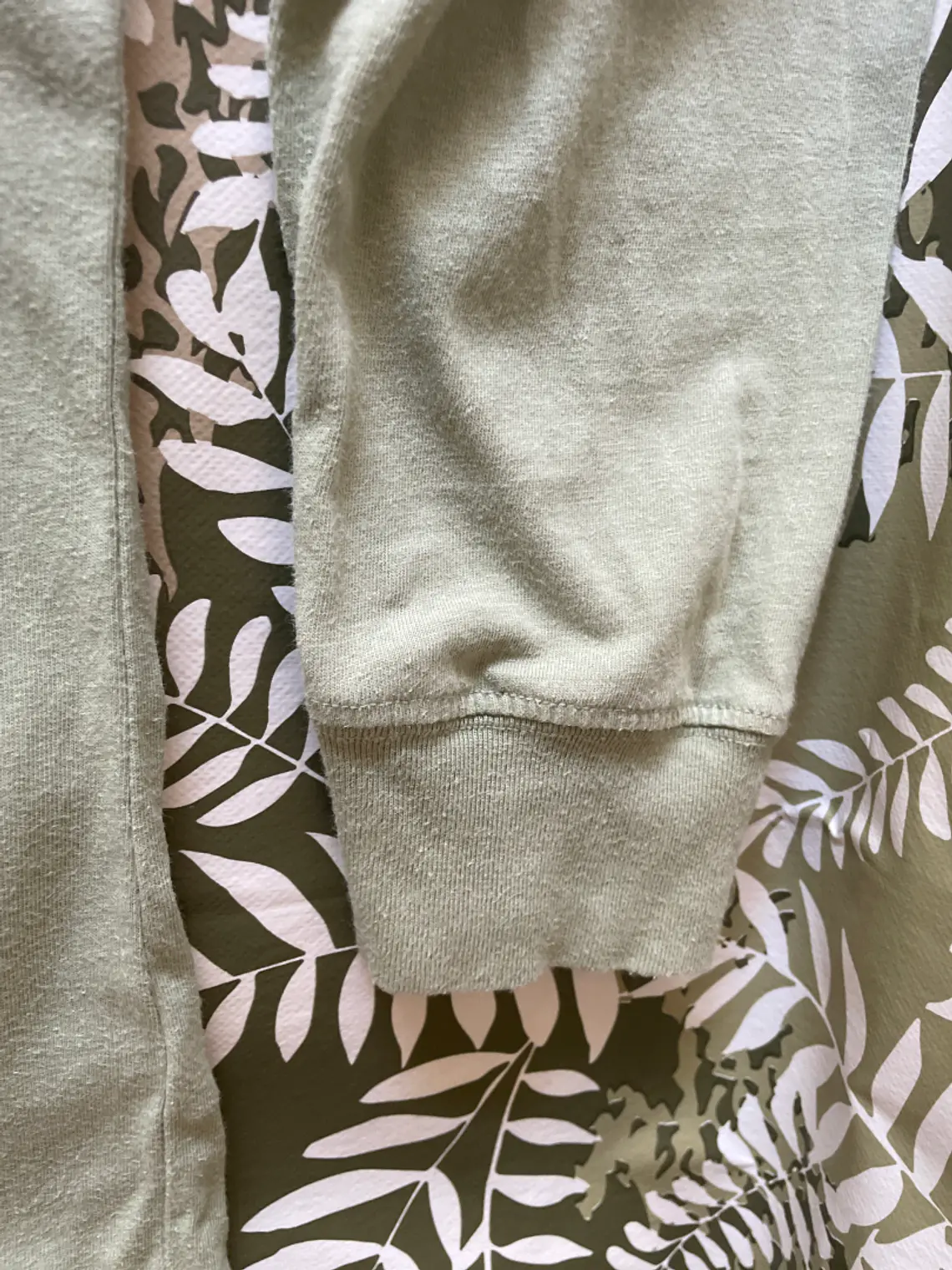 Camiseta Verde Suave H&M XL Manga Larga Relaxed Fit Basic 3