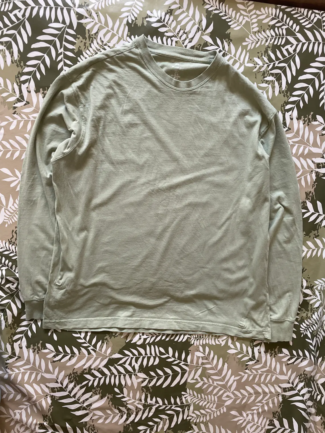 Camiseta Verde Suave H&M XL Manga Larga Relaxed Fit Basic 2