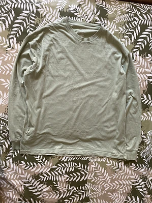 Camiseta Verde Suave H&M XL Manga Larga Relaxed Fit Basic