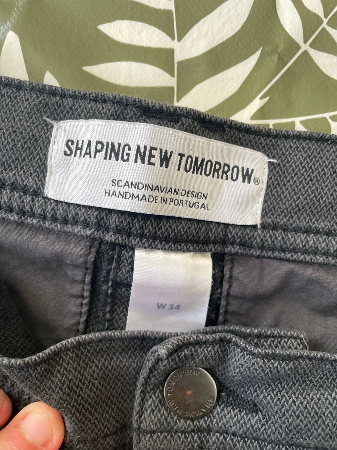 Short Shaping New Tomorrow L W34 Gris Oscuro Scandinavian Design 4