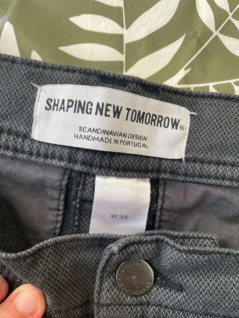 Short Shaping New Tomorrow L W34 Gris Oscuro Scandinavian Design 4
